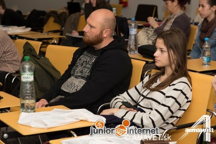 Junior Internet 2015-12